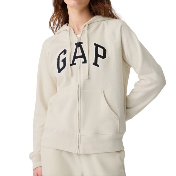 GAP Tops - Gap New Logo Zip Hoodie Cream Medium